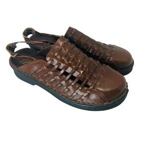 Clarks Women's Brown Sandals Size 7M Cushioned Comfort Braided Leather Slip On
